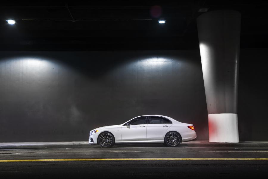  Mercedes-AMG E53 4Matic+ 2018 года  (NA) (фото 16 из 40)